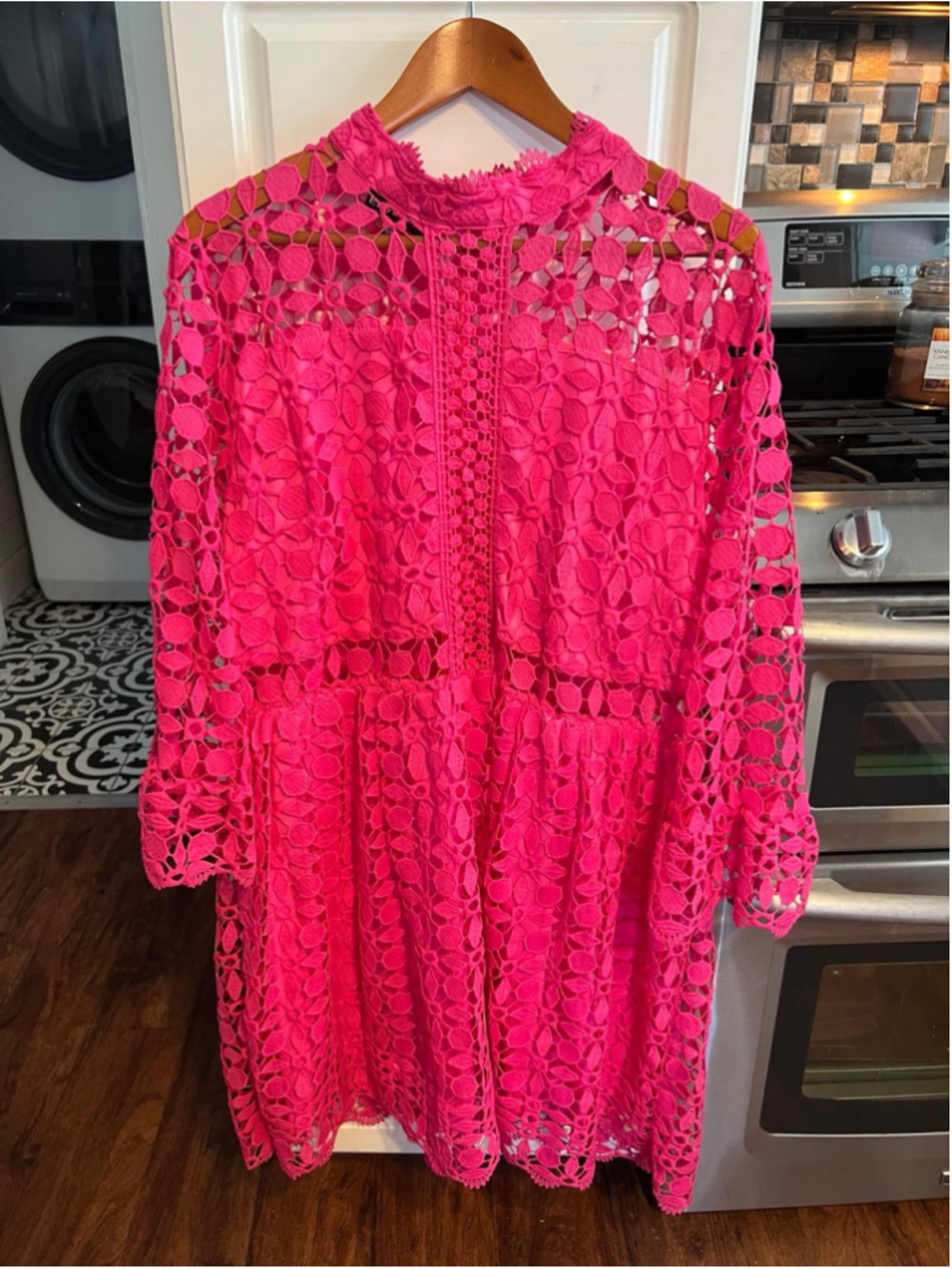 Eilly Bazar Women's Elegant Stand Collar Lace Hollow-Out Hot Pink Dress - Picture 2 of 12